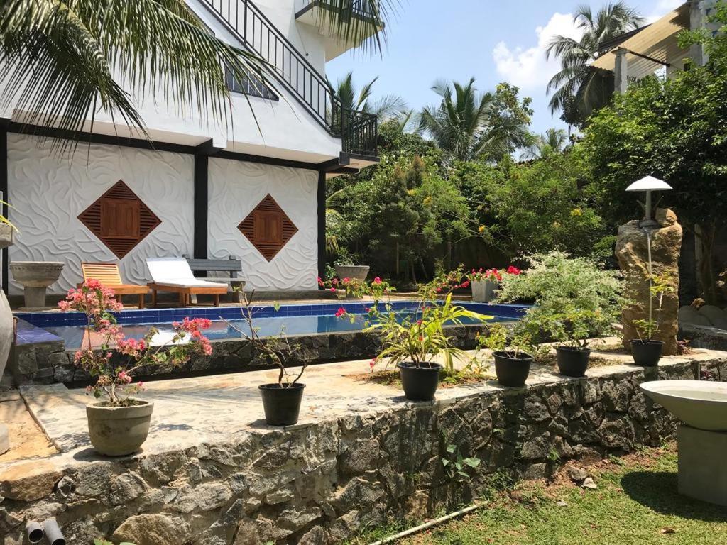 Peaceful Green Villa Unawatuna Bagian luar foto