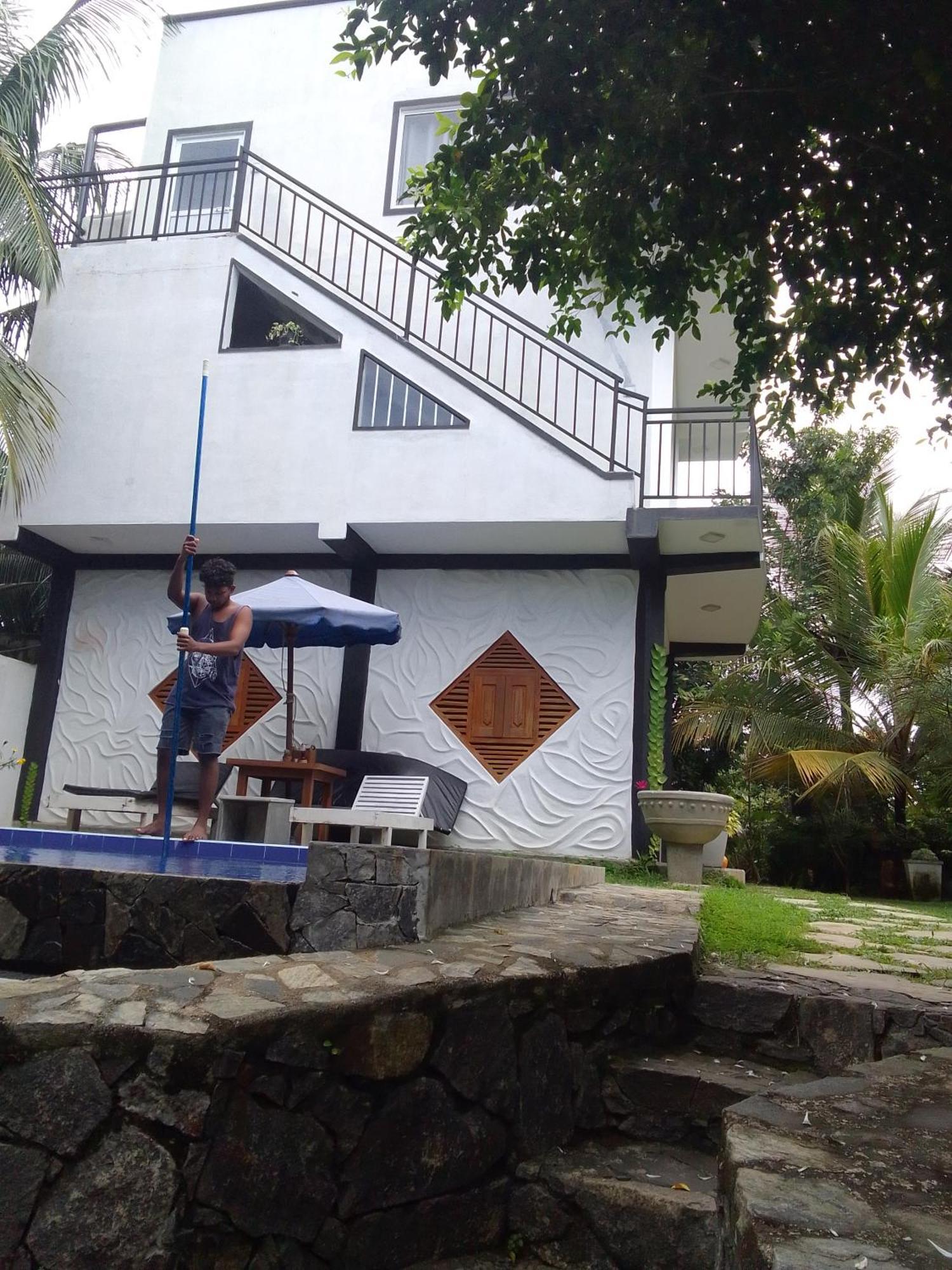 Peaceful Green Villa Unawatuna Bagian luar foto